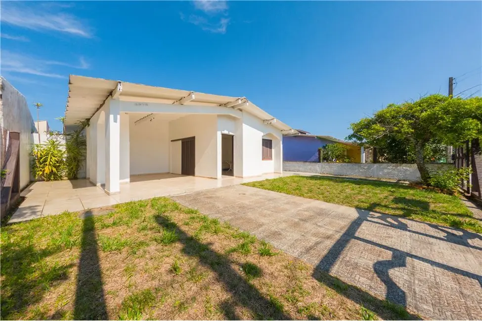 Casa com 3 quartos à venda, 105m2 em Tramandai - RS - imagem 9 Foto 9 de Casa com 3 quartos à venda, 105m2 em Tramandai - RS