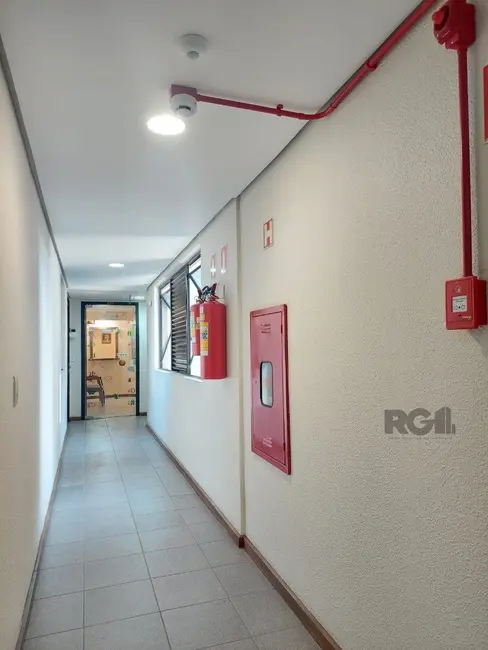 Foto 7 de Sala Comercial à venda, 38m2 em Auxiliadora, Porto Alegre - RS