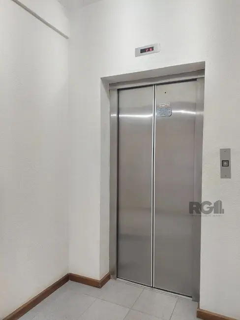 Foto 6 de Sala Comercial à venda, 38m2 em Auxiliadora, Porto Alegre - RS