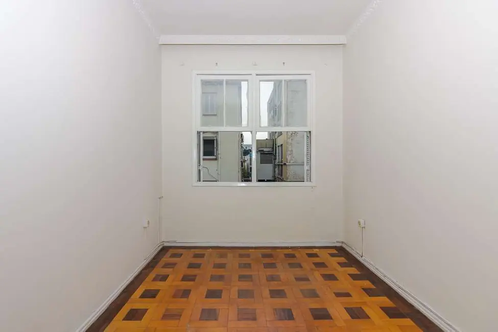 Apartamento com 3 quartos à venda, 99m2 em Menino Deus, Porto Alegre - RS - imagem 6 Foto 6 de Apartamento com 3 quartos à venda, 99m2 em Menino Deus, Porto Alegre - RS