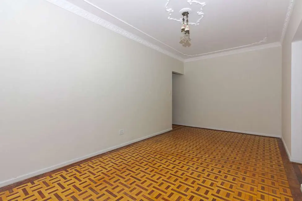 Apartamento com 3 quartos à venda, 99m2 em Menino Deus, Porto Alegre - RS - imagem 3 Foto 3 de Apartamento com 3 quartos à venda, 99m2 em Menino Deus, Porto Alegre - RS