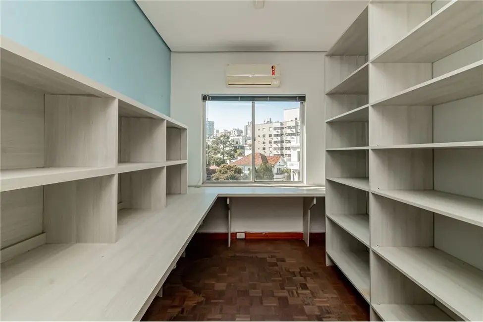 Foto 6 de Sala Comercial à venda, 39m2 em São João, Porto Alegre - RS