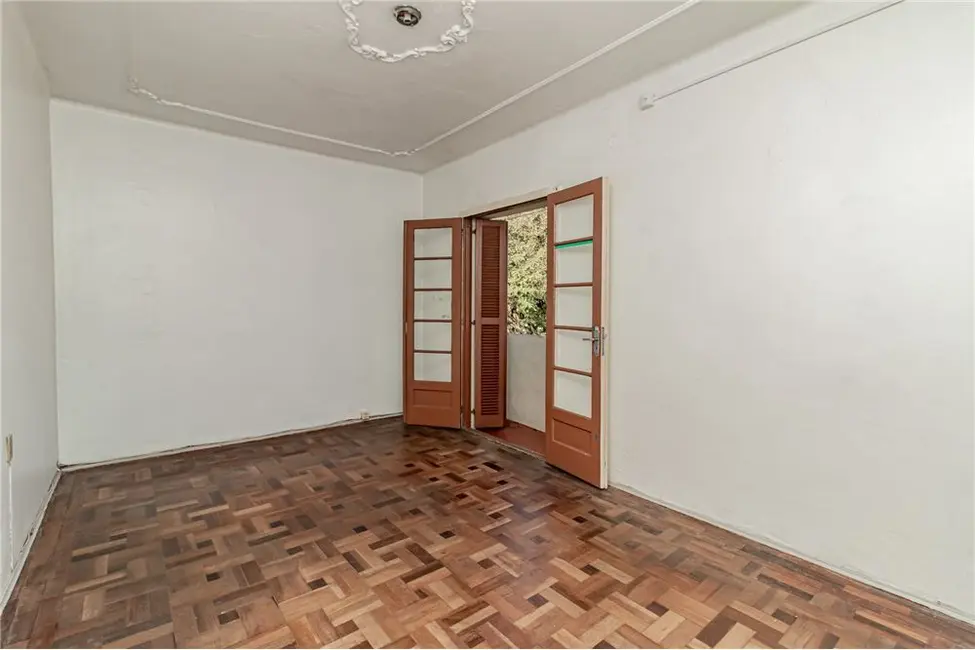 Apartamento com 1 quarto à venda, 40m2 em Petrópolis, Porto Alegre - RS - imagem 5 Foto 5 de Apartamento com 1 quarto à venda, 40m2 em Petrópolis, Porto Alegre - RS