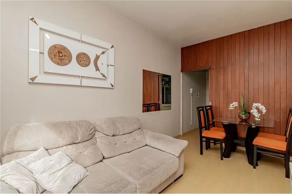 Apartamento com 1 quarto à venda, 40m2 em Centro Histórico, Porto Alegre - RS - imagem 5 Foto 5 de Apartamento com 1 quarto à venda, 40m2 em Centro Histórico, Porto Alegre - RS