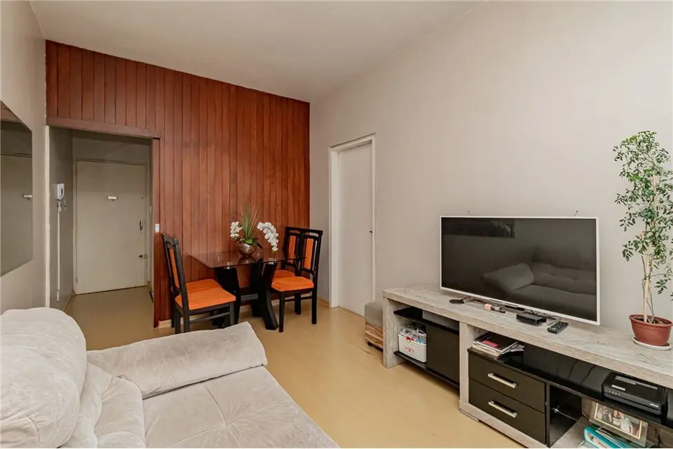Apartamento com 1 quarto à venda, 40m2 em Centro Histórico, Porto Alegre - RS - imagem 4 Foto 4 de Apartamento com 1 quarto à venda, 40m2 em Centro Histórico, Porto Alegre - RS