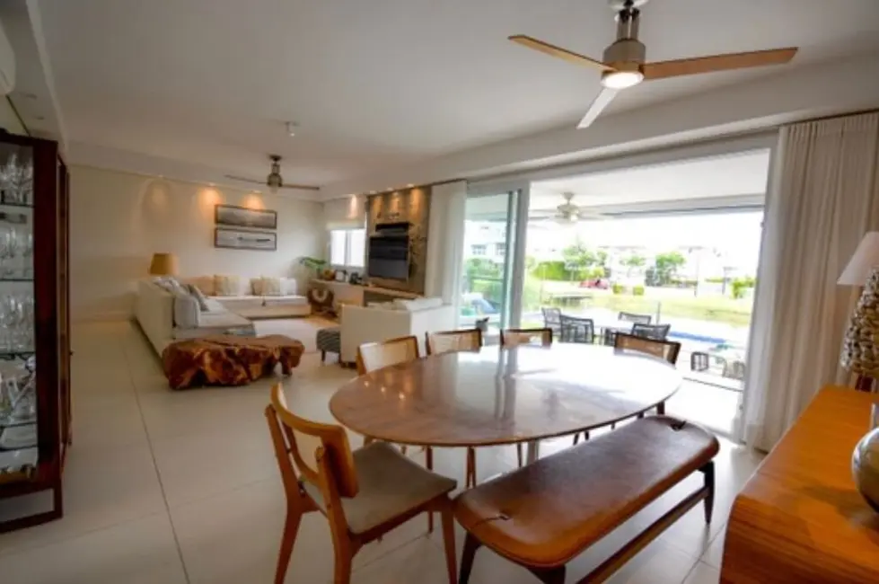 Cobertura com 3 quartos à venda, 226m2 em Centro, Xangri-lá - RS - imagem 6 Foto 6 de Cobertura com 3 quartos à venda, 226m2 em Centro, Xangri-lá - RS