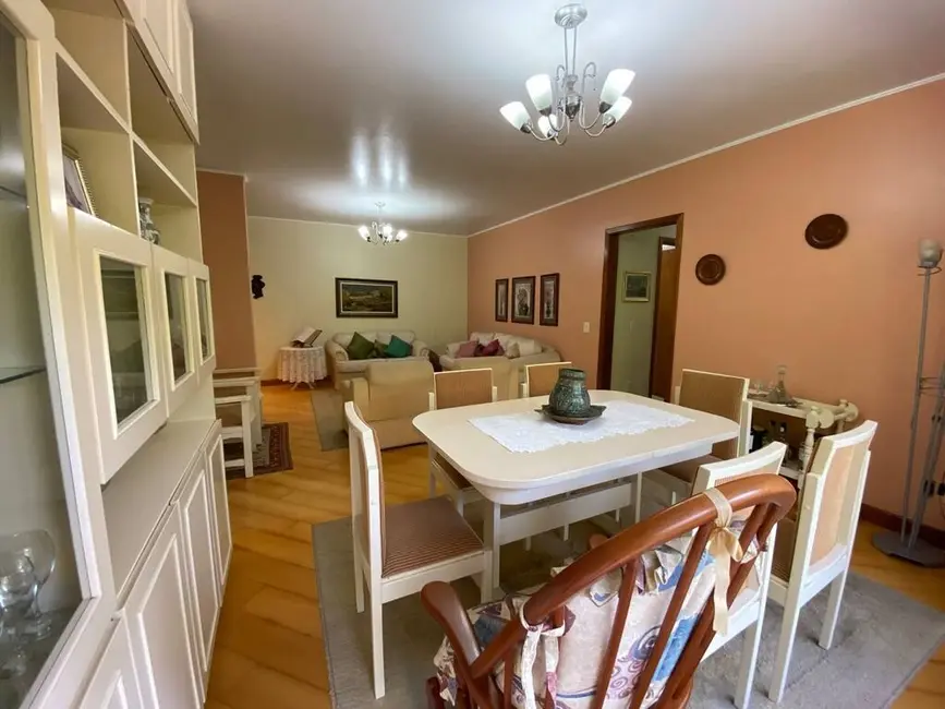 Foto 3 de Apartamento com 3 quartos à venda, 129m2 em Mont Serrat, Porto Alegre - RS