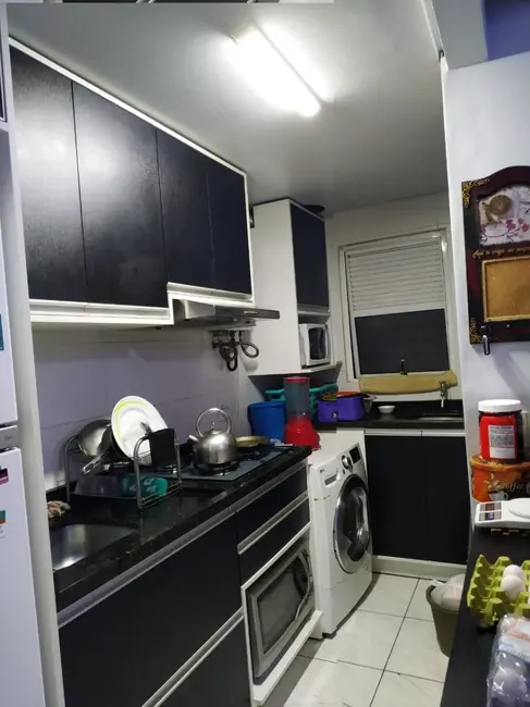 Apartamento com 2 quartos à venda, 48m2 em Jardim Leopoldina, Porto Alegre - RS - imagem 3 Foto 3 de Apartamento com 2 quartos à venda, 48m2 em Jardim Leopoldina, Porto Alegre - RS