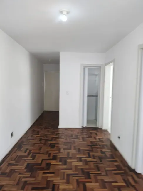 Foto 2 de Apartamento com 1 quarto à venda, 42m2 em Jardim Leopoldina, Porto Alegre - RS