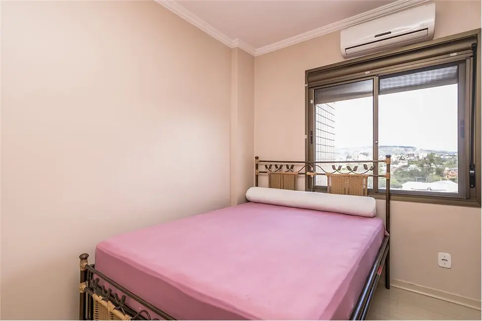 Foto 9 de Apartamento com 3 quartos à venda, 80m2 em Jardim Itu, Porto Alegre - RS