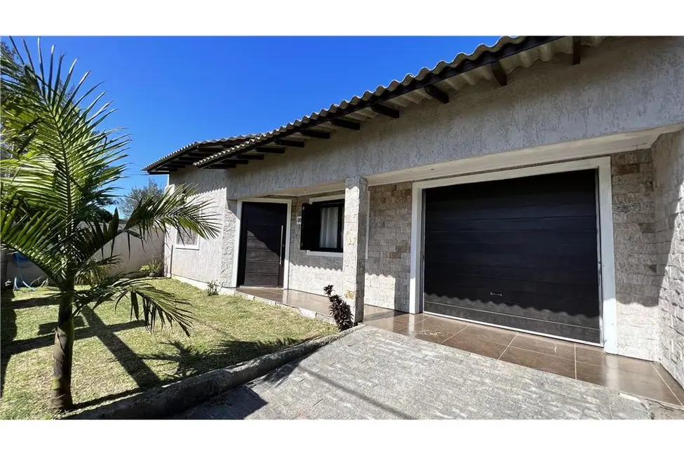 Casa com 2 quartos à venda, 150m2 em Tramandai - RS - imagem 1 Foto 1 de Casa com 2 quartos à venda, 150m2 em Tramandai - RS