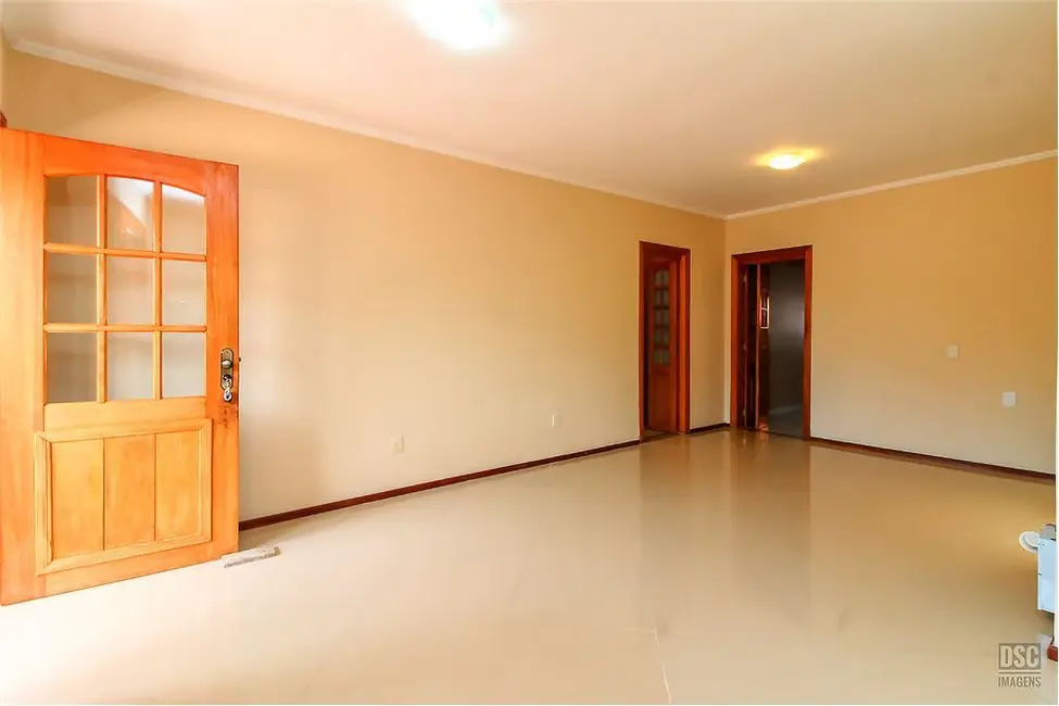 Foto 5 de Casa com 3 quartos à venda, 200m2 em Porto Alegre - RS