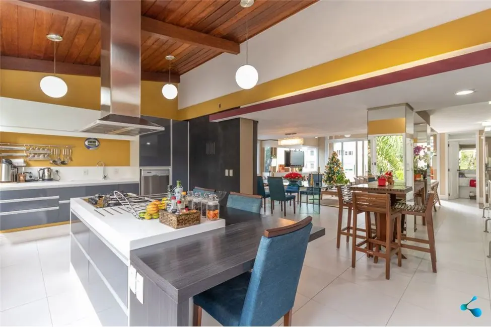 Foto 3 de Casa com 4 quartos à venda, 423m2 em Três Figueiras, Porto Alegre - RS