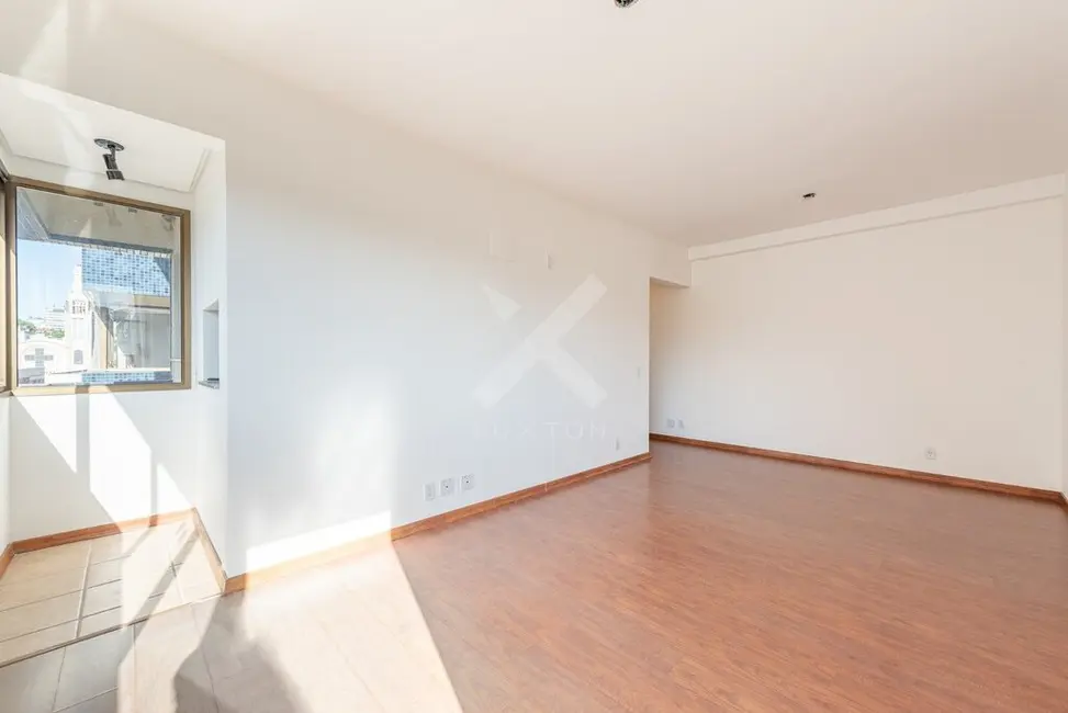 Foto 3 de Apartamento com 2 quartos à venda, 80m2 em Rio Branco, Porto Alegre - RS