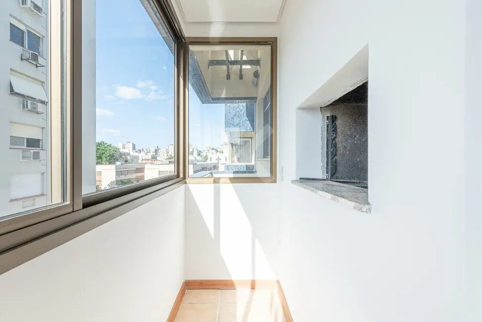 Foto 6 de Apartamento com 2 quartos à venda, 80m2 em Rio Branco, Porto Alegre - RS