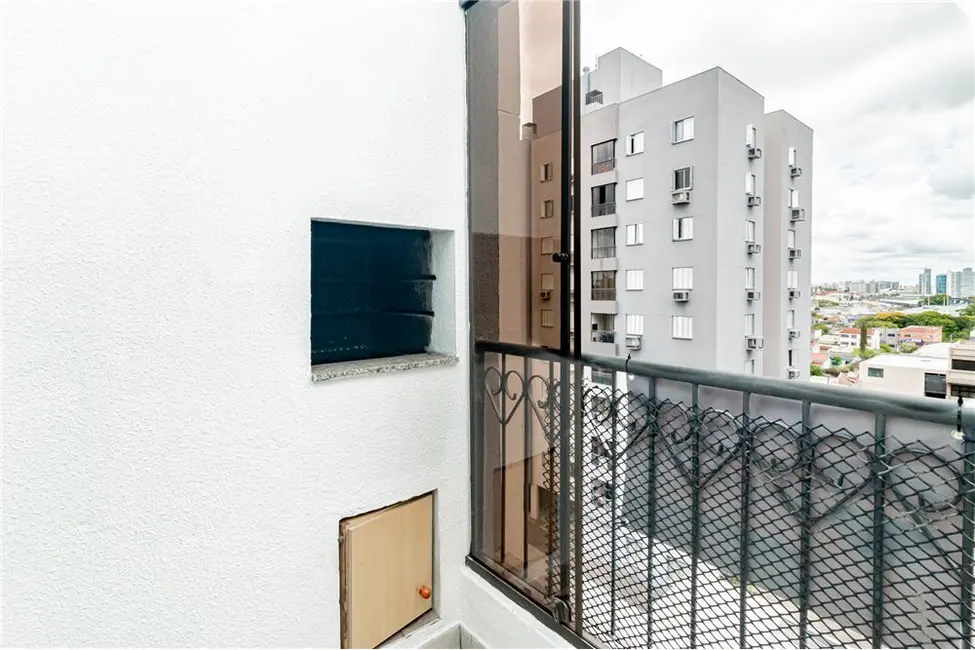 Foto 4 de Apartamento com 2 quartos à venda, 56m2 em Porto Alegre - RS