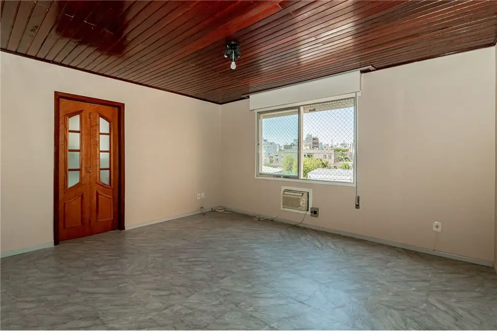 Foto 1 de Apartamento com 2 quartos à venda, 82m2 em Passo da Areia, Porto Alegre - RS