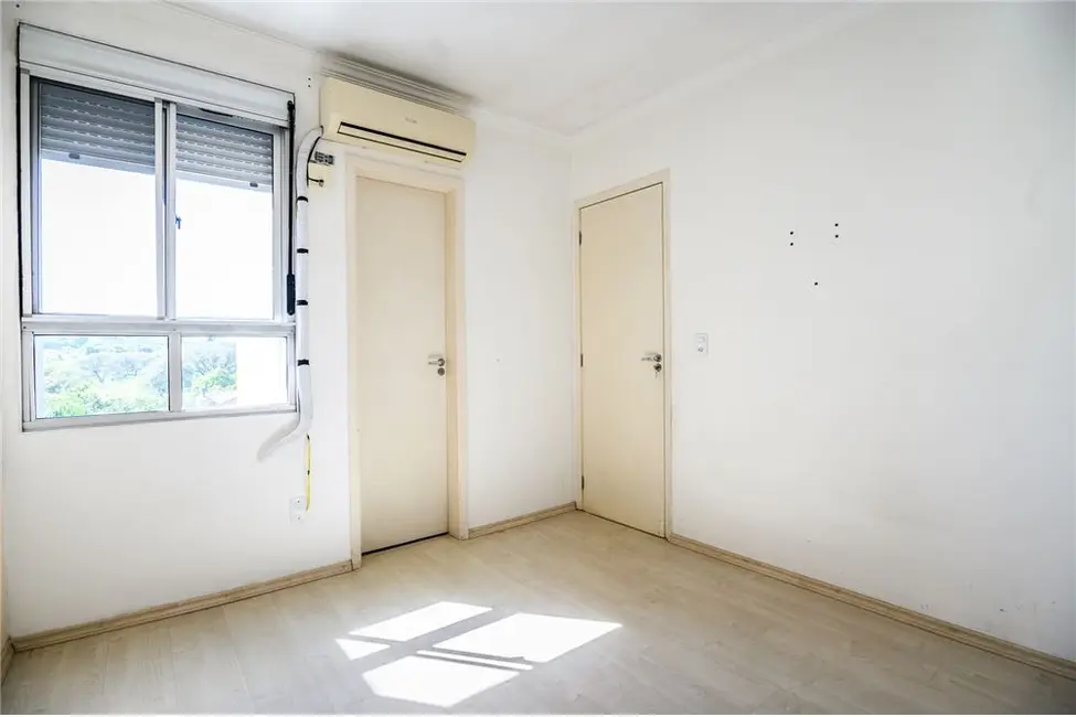 Foto 4 de Apartamento com 3 quartos à venda, 61m2 em Nonoai, Porto Alegre - RS