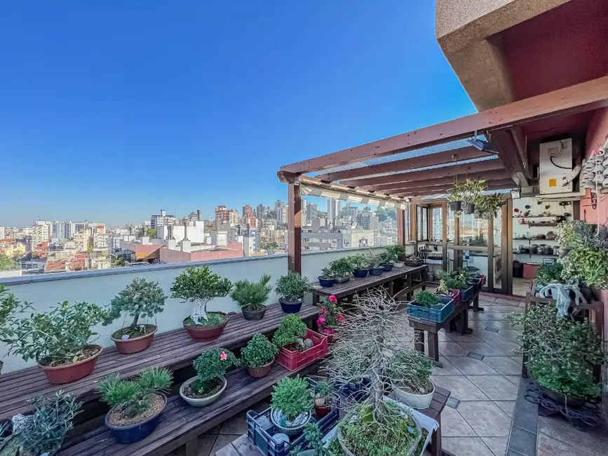 Apartamento com 2 quartos à venda, 207m2 em Petrópolis, Porto Alegre - RS - imagem 1 Foto 1 de Apartamento com 2 quartos à venda, 207m2 em Petrópolis, Porto Alegre - RS