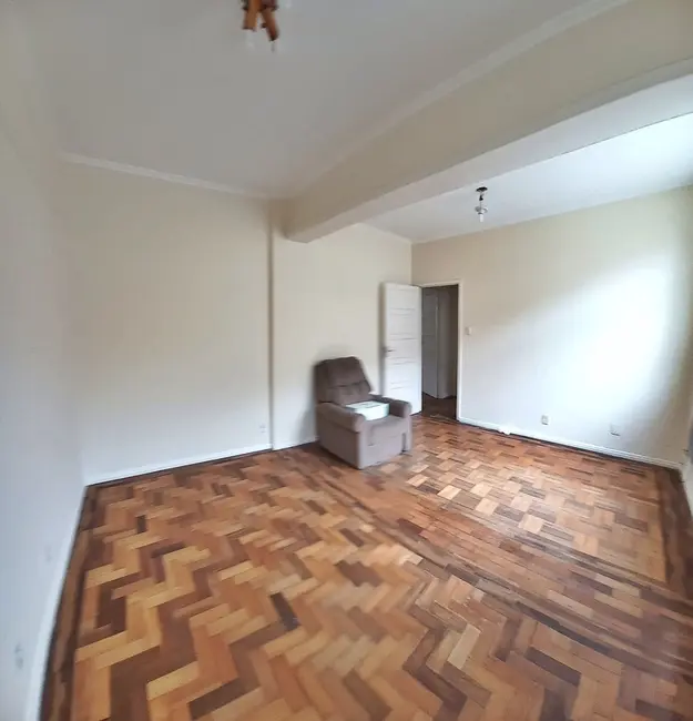 Apartamento com 3 quartos à venda, 53m2 em Passo da Areia, Porto Alegre - RS - imagem 4 Foto 4 de Apartamento com 3 quartos à venda, 53m2 em Passo da Areia, Porto Alegre - RS