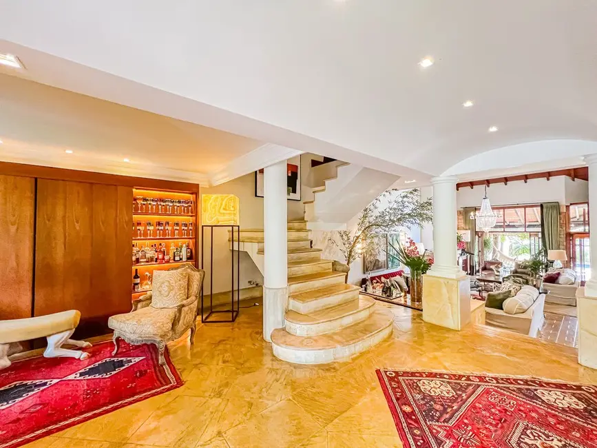 Foto 4 de Casa com 4 quartos à venda, 491m2 em Chácara das Pedras, Porto Alegre - RS