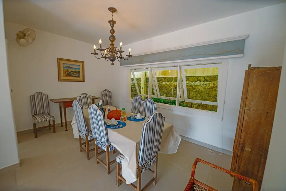 Foto 9 de Apartamento com 5 quartos à venda, 353m2 em Ubatuba - SP