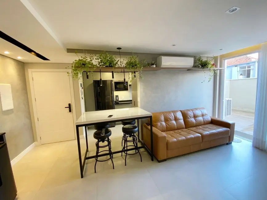 Apartamento com 2 quartos à venda, 157m2 em Menino Deus, Porto Alegre - RS - imagem 4 Foto 4 de Apartamento com 2 quartos à venda, 157m2 em Menino Deus, Porto Alegre - RS