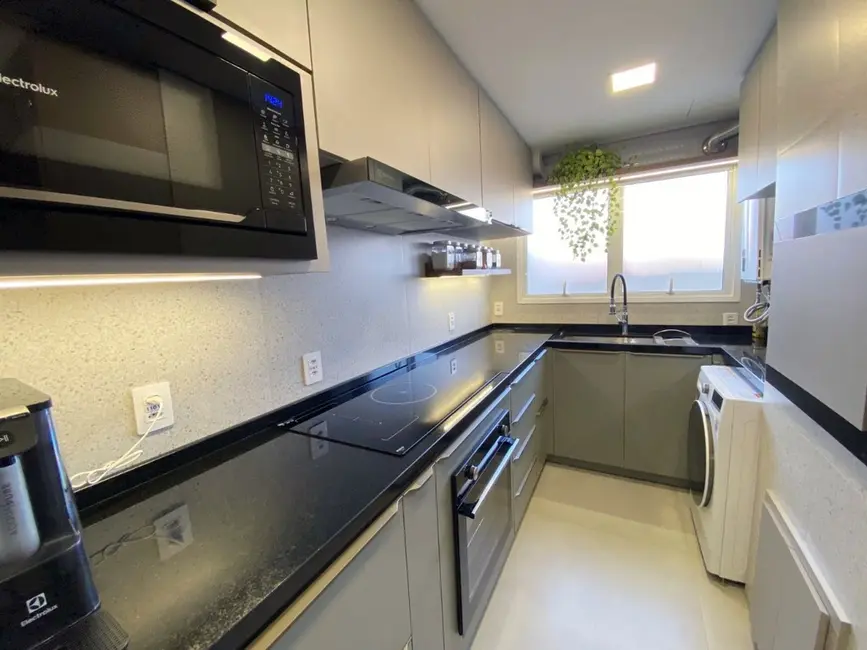 Apartamento com 2 quartos à venda, 157m2 em Menino Deus, Porto Alegre - RS - imagem 8 Foto 8 de Apartamento com 2 quartos à venda, 157m2 em Menino Deus, Porto Alegre - RS