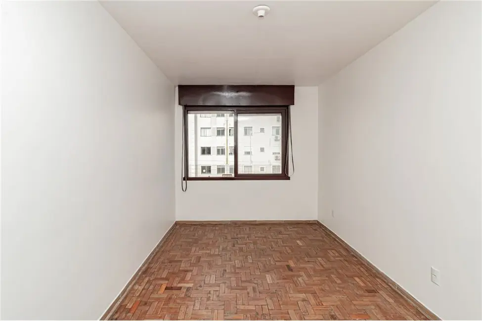 Apartamento com 2 quartos à venda, 58m2 em Jardim Leopoldina, Porto Alegre - RS - imagem 7 Foto 7 de Apartamento com 2 quartos à venda, 58m2 em Jardim Leopoldina, Porto Alegre - RS