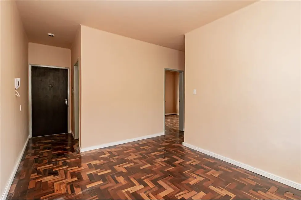 Apartamento com 2 quartos à venda, 50m2 em Passo da Areia, Porto Alegre - RS - imagem 2 Foto 2 de Apartamento com 2 quartos à venda, 50m2 em Passo da Areia, Porto Alegre - RS
