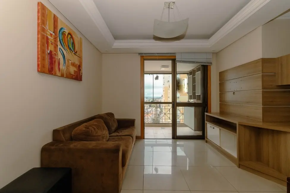 Foto 5 de Apartamento com 3 quartos à venda, 83m2 em Passo da Areia, Porto Alegre - RS