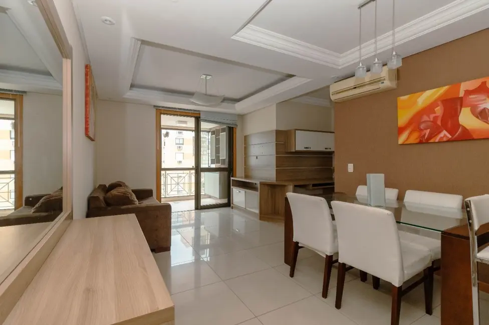 Foto 1 de Apartamento com 3 quartos à venda, 83m2 em Passo da Areia, Porto Alegre - RS