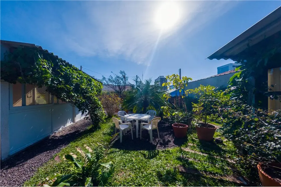 Casa com 3 quartos à venda, 122m2 em Centro, Tramandai - RS - imagem 8 Foto 8 de Casa com 3 quartos à venda, 122m2 em Centro, Tramandai - RS