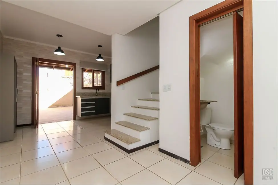 Foto 7 de Casa com 2 quartos à venda, 77m2 em Guarujá, Porto Alegre - RS