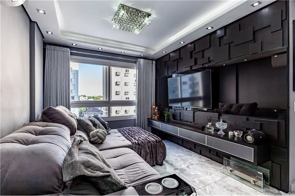 Foto 3 de Apartamento com 2 quartos à venda, 66m2 em São Sebastião, Porto Alegre - RS