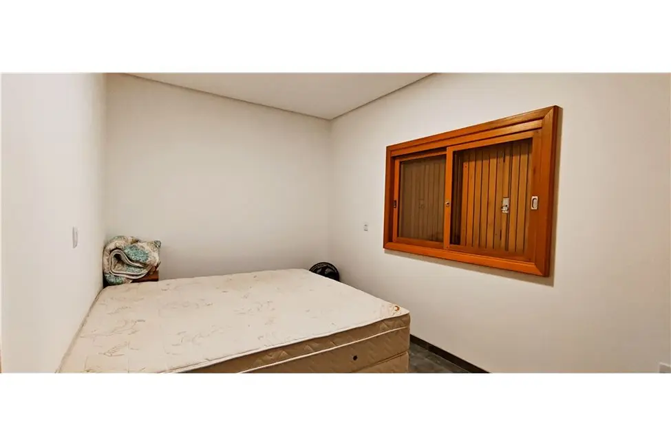 Foto 7 de Casa com 3 quartos à venda, 170m2 em Capao Da Canoa - RS