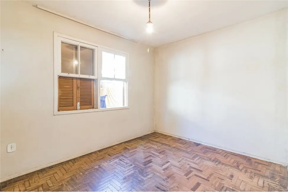 Foto 5 de Casa com 5 quartos à venda, 130m2 em Jardim do Salso, Porto Alegre - RS