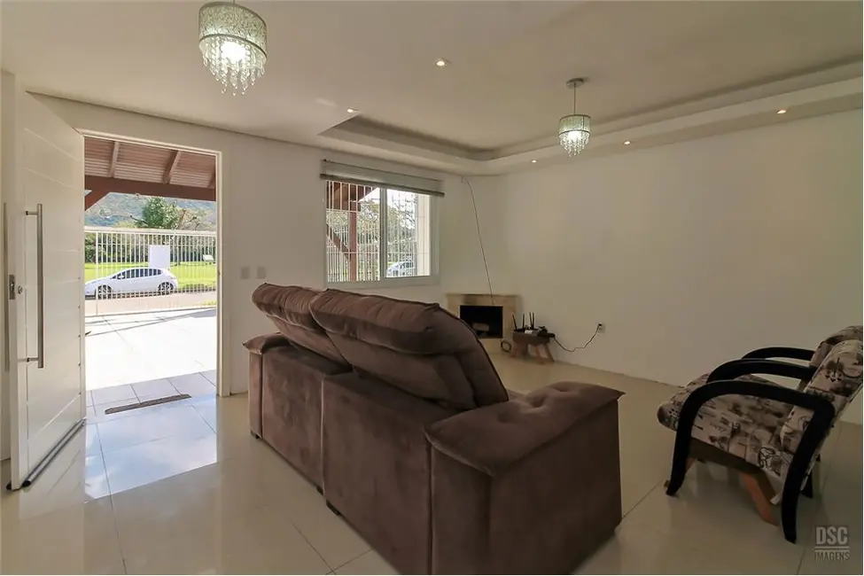 Casa com 3 quartos à venda, 127m2 em Aberta dos Morros, Porto Alegre - RS - imagem 5 Foto 5 de Casa com 3 quartos à venda, 127m2 em Aberta dos Morros, Porto Alegre - RS