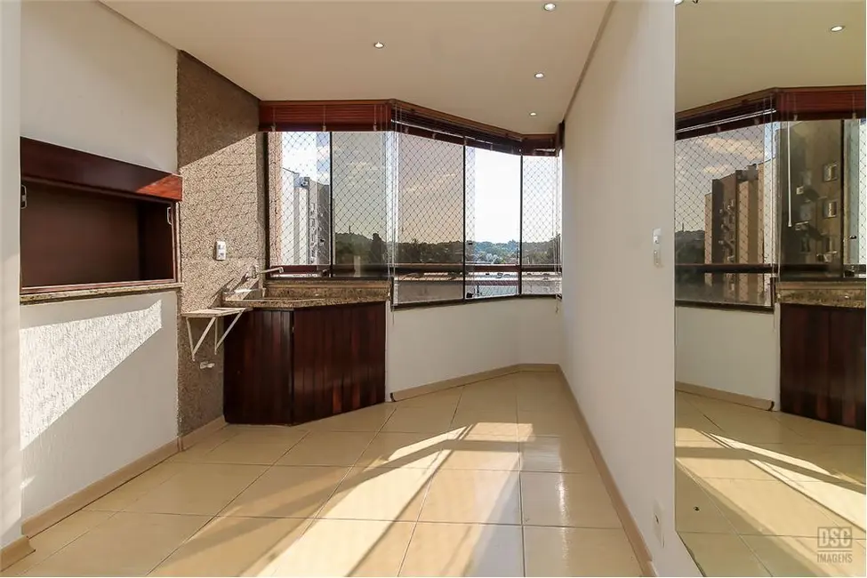 Foto 6 de Apartamento com 2 quartos à venda, 67m2 em Cavalhada, Porto Alegre - RS