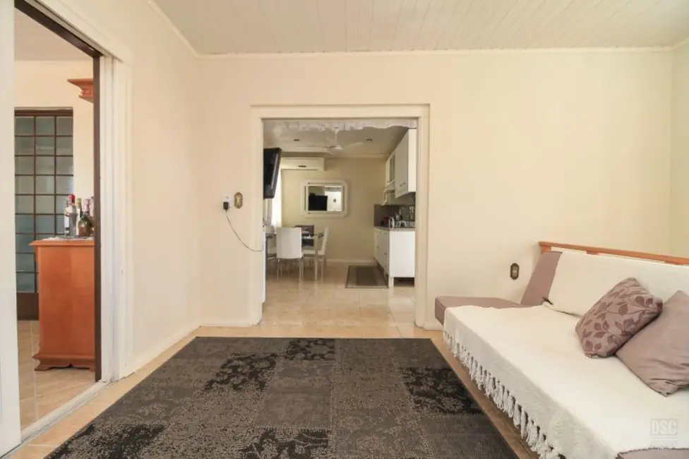 Foto 9 de Casa com 7 quartos à venda, 330m2 em Nonoai, Porto Alegre - RS