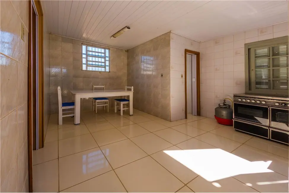Foto 7 de Casa com 3 quartos à venda, 130m2 em Imbe - RS