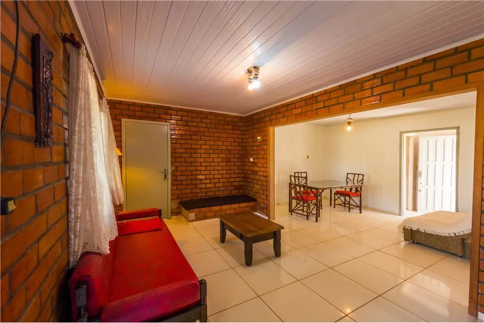 Foto 4 de Casa com 3 quartos à venda, 130m2 em Imbe - RS