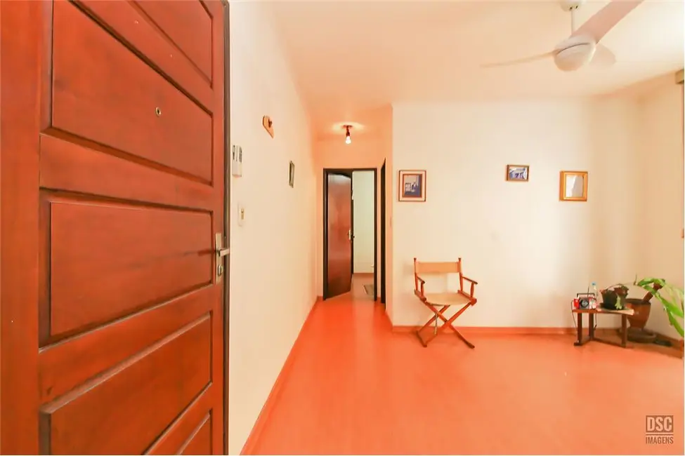 Apartamento com 1 quarto à venda, 34m2 em Medianeira, Porto Alegre - RS - imagem 8 Foto 8 de Apartamento com 1 quarto à venda, 34m2 em Medianeira, Porto Alegre - RS