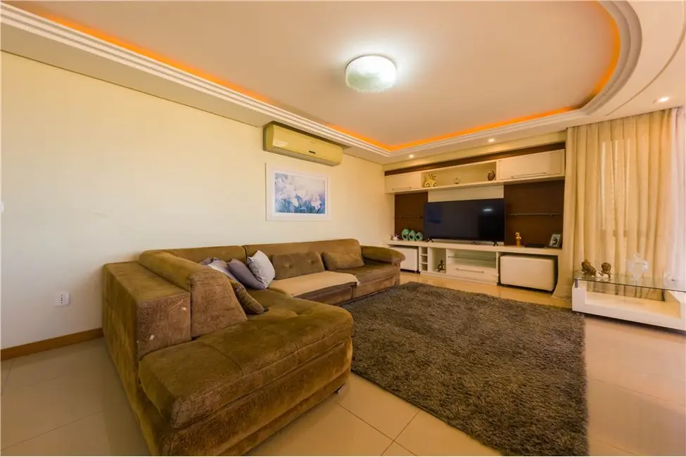 Apartamento com 3 quartos à venda, 170m2 em Centro, Tramandai - RS - imagem 7 Foto 7 de Apartamento com 3 quartos à venda, 170m2 em Centro, Tramandai - RS