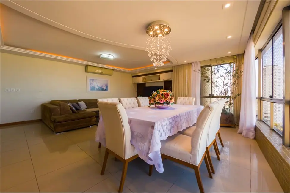 Apartamento com 3 quartos à venda, 170m2 em Centro, Tramandai - RS - imagem 6 Foto 6 de Apartamento com 3 quartos à venda, 170m2 em Centro, Tramandai - RS