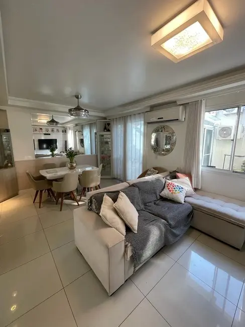 Casa com 3 quartos à venda, 144m2 em Marechal Rondon, Canoas - RS - imagem 7 Foto 7 de Casa com 3 quartos à venda, 144m2 em Marechal Rondon, Canoas - RS