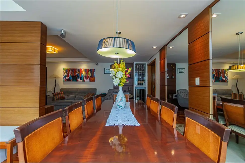 Apartamento com 3 quartos à venda, 127m2 em Menino Deus, Porto Alegre - RS - imagem 5 Foto 5 de Apartamento com 3 quartos à venda, 127m2 em Menino Deus, Porto Alegre - RS