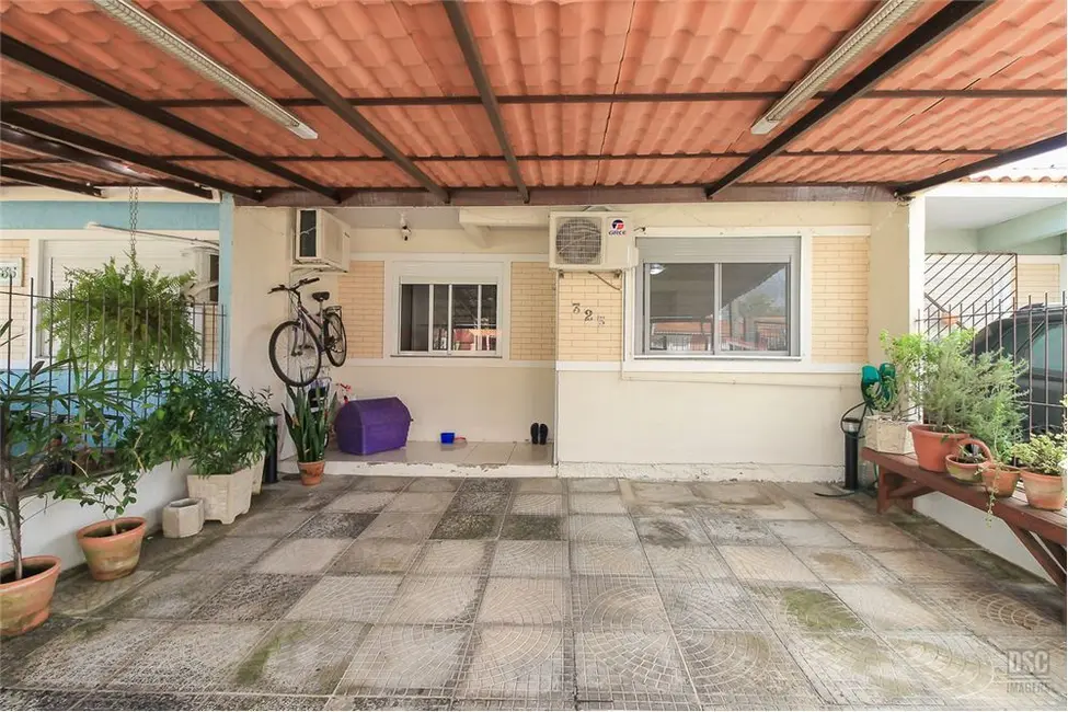 Foto 1 de Casa com 2 quartos à venda, 51m2 em Aberta dos Morros, Porto Alegre - RS