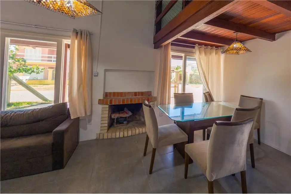 Foto 28 de Casa com 4 quartos à venda, 150m2 em Tramandai - RS