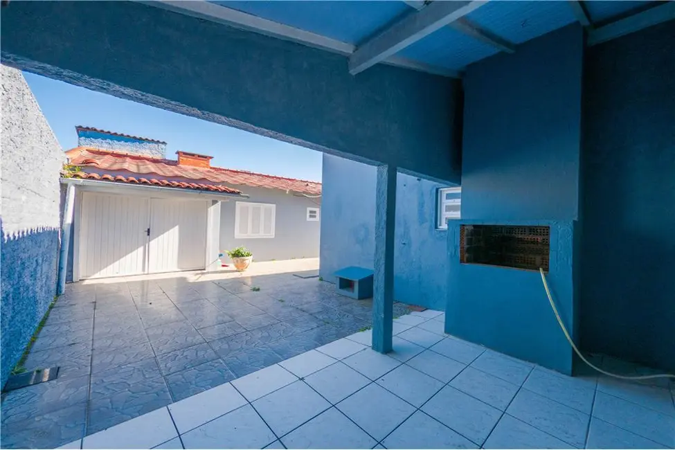 Foto 16 de Casa com 4 quartos à venda, 150m2 em Tramandai - RS